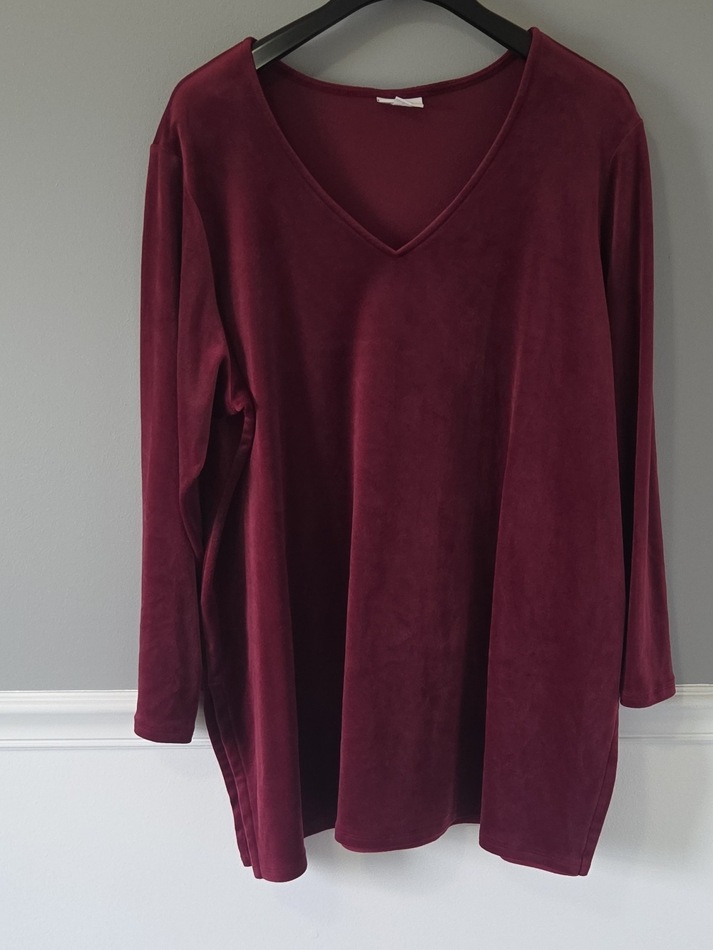 Women's V-Neck Long Sleeve Velvet Top Merlot Burgundy 2X Elevated-Casual Relaxed